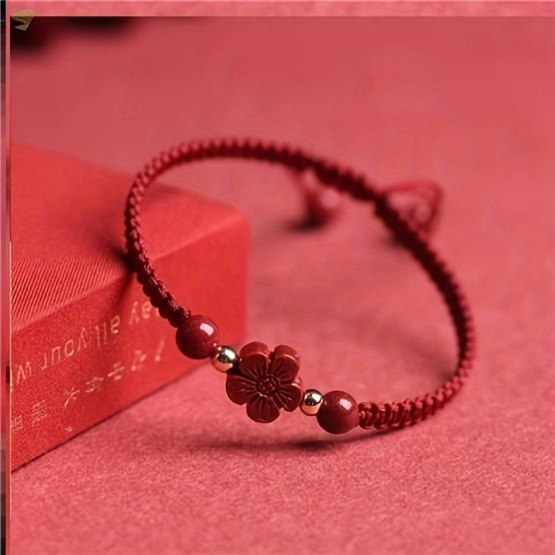 Bracelet tressé en cordon roug - Red Clover Flower avis et prix